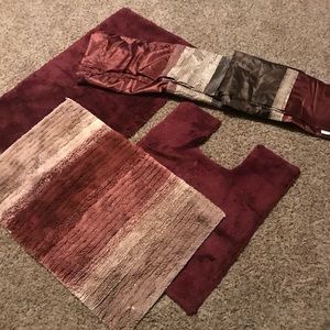 Bathroom set - 3 rugs and a fabric shower curtain.